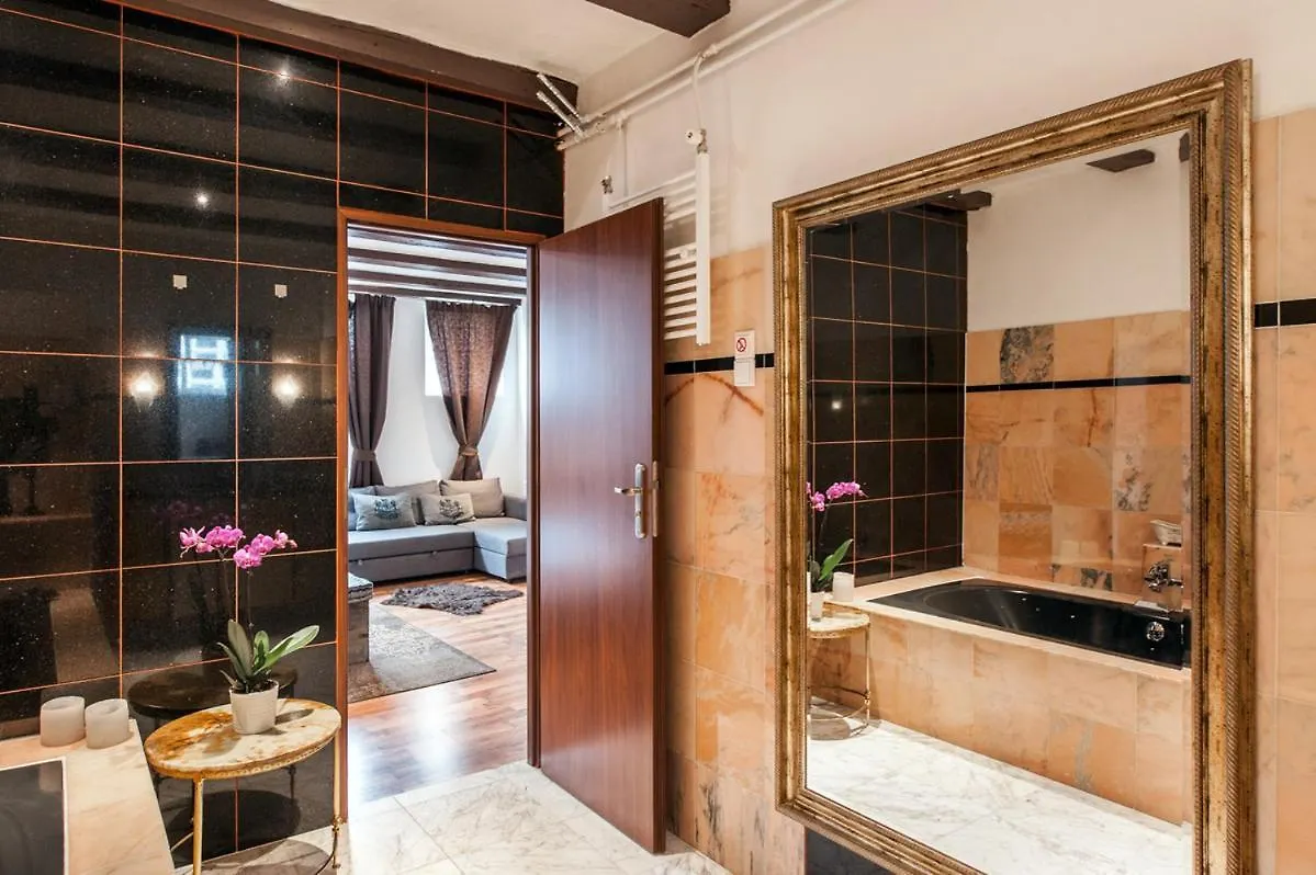 Crown Guesthouse אמסטרדם
